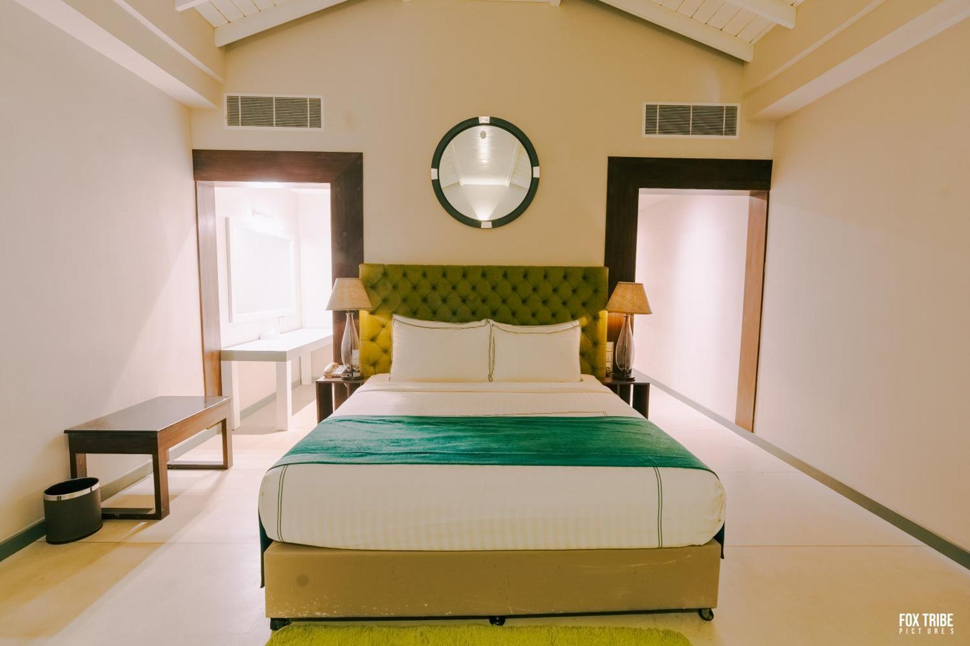 Hotel Earl'S Regent Negombo Exterior foto