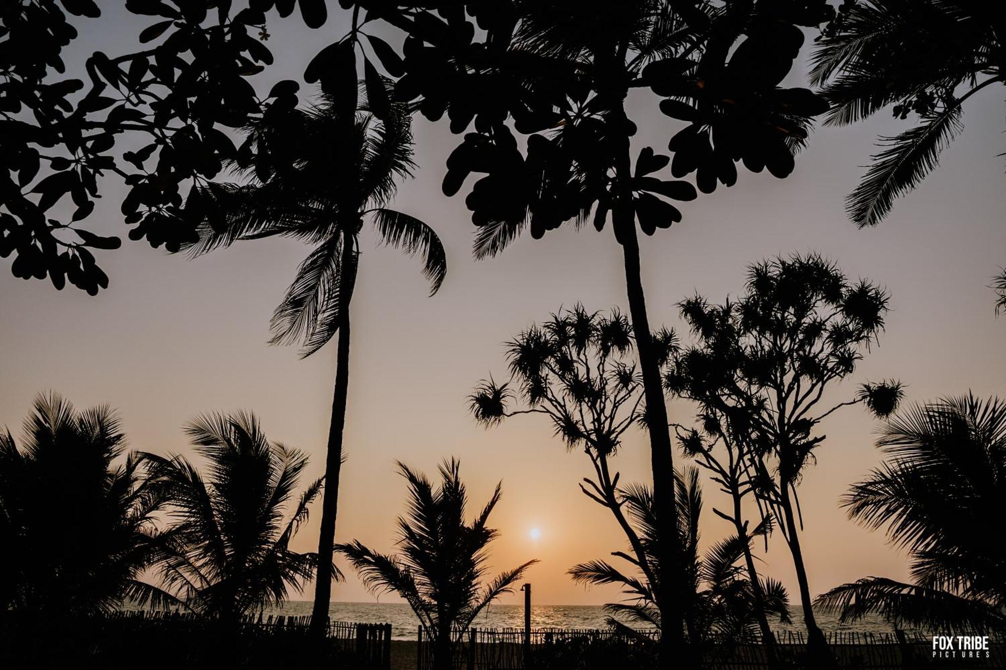 Hotel Earl'S Regent Negombo Exterior foto